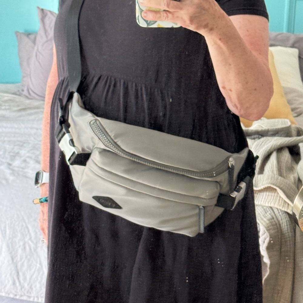 GrayBleaker  Crossbody Bag - Picture 2 of 3